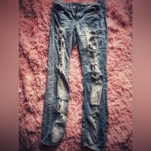 Vintage Style Ripped Jeans (Mudd Flex Stretch)